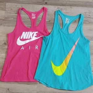 2 nike tank tops